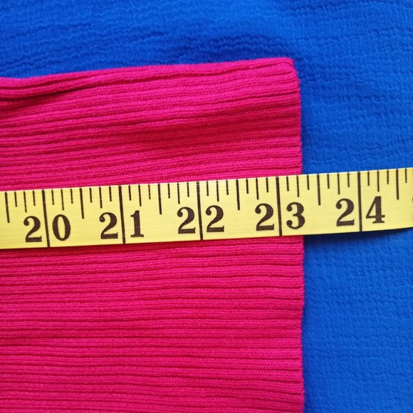 RW&CO Fuchsia Turtleneck Sweater, Size S - Picture 5 of 7